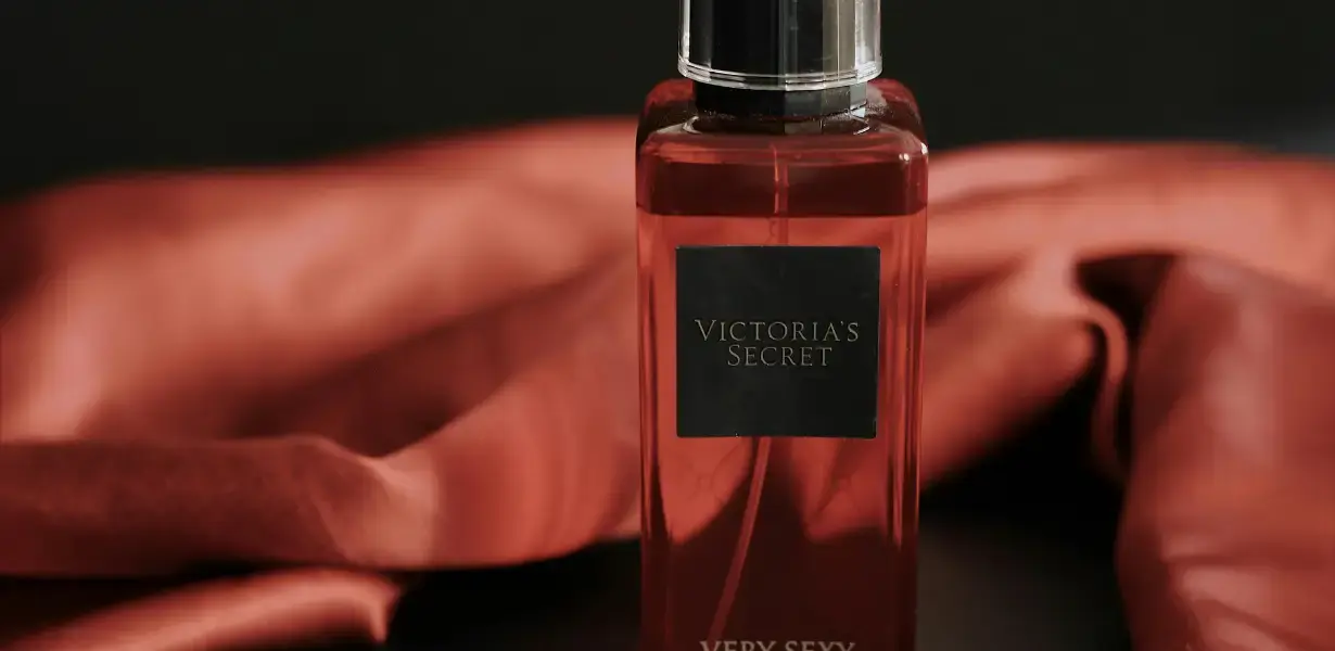 Tester Parfümler Şimdi Test Edin Sonra Karar Verin